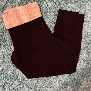 Victoria’s Secret leggings